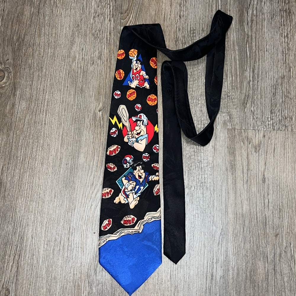 🎹VINTAGE Fred Flintstone Sports 100% polyester Graphic Hanna Barbera Men's Neck